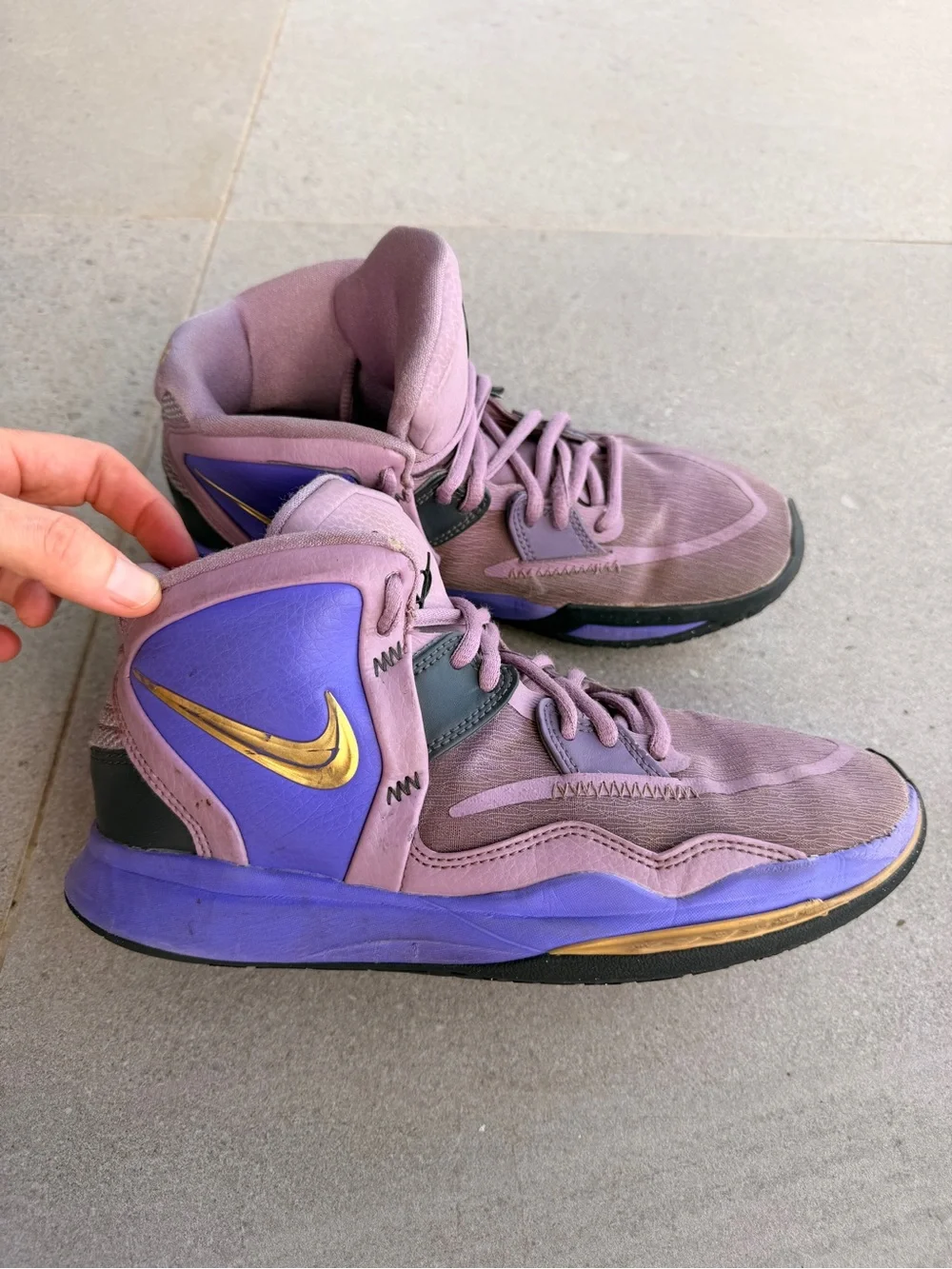 Nike Kyrie Infinity GS Shoes Youth 5.5 Amethyst Purple Kids Basketball
